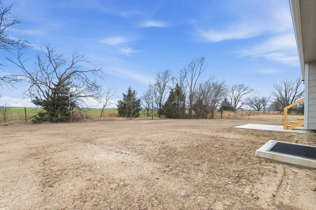 909 W 17th, Harper, KS 67058
