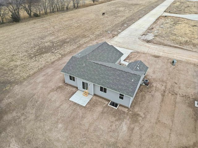 909 W 17th, Harper, KS 67058