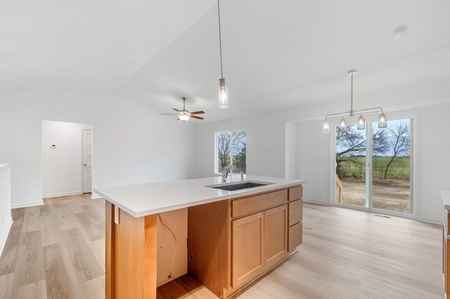 909 W 17th, Harper, KS 67058