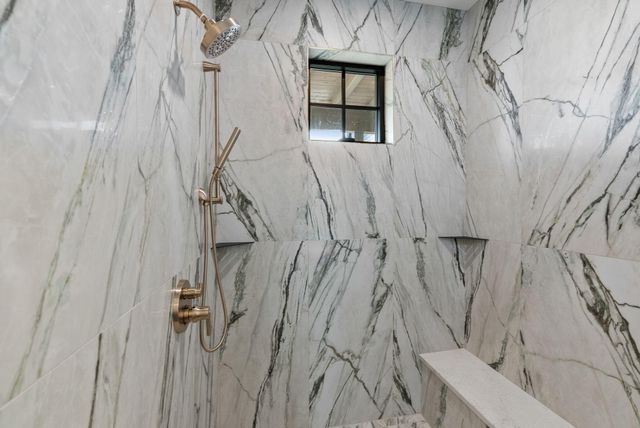 3118 NW Crossing Drive, Bend, OR 97703