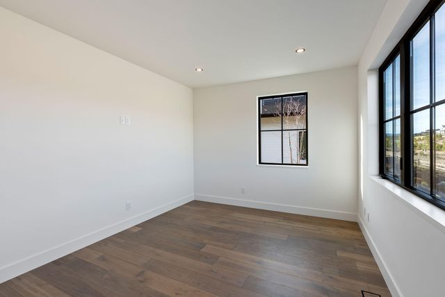 3118 NW Crossing Drive, Bend, OR 97703