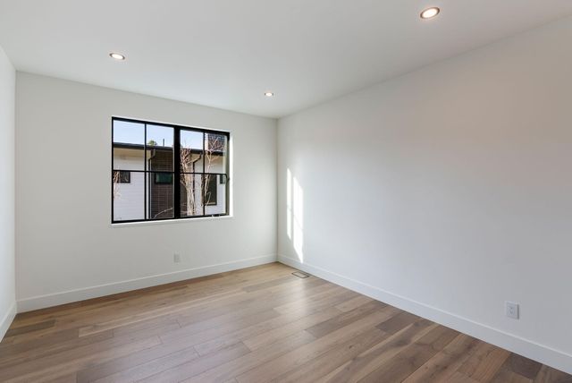 3118 NW Crossing Drive, Bend, OR 97703