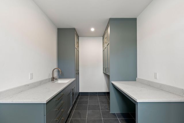 3118 NW Crossing Drive, Bend, OR 97703