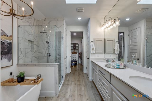 765 Faith Drive, Liberty Hill, TX 78642