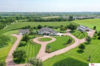 10617 N 156th Street, Bennington, NE 68007