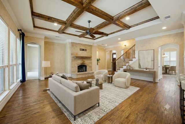 7713 Silverleaf Drive, North Richland Hills, TX 76182