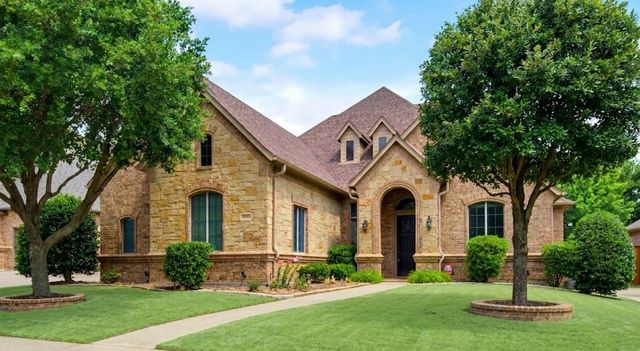 7713 Silverleaf Drive, North Richland Hills, TX 76182