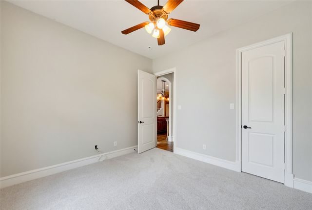 7713 Silverleaf Drive, North Richland Hills, TX 76182