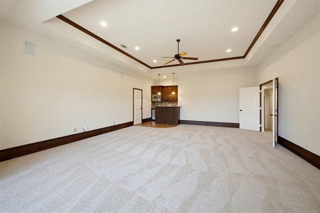 7713 Silverleaf Drive, North Richland Hills, TX 76182