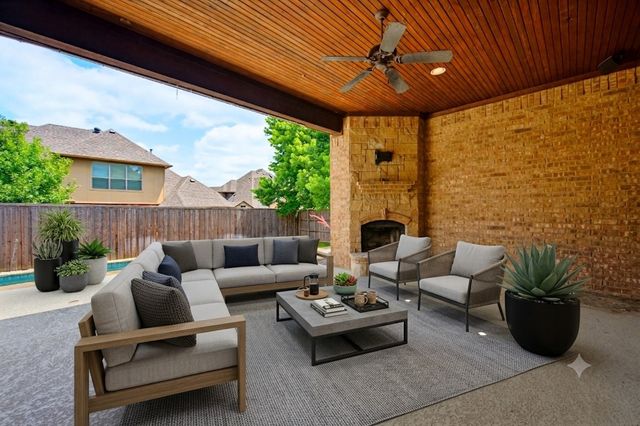7713 Silverleaf Drive, North Richland Hills, TX 76182