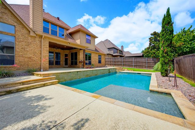 7713 Silverleaf Drive, North Richland Hills, TX 76182