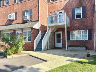 1856 Summer Street 1856, Stamford, CT 06905