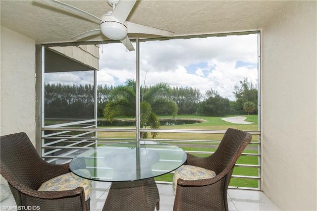 501 Forest Lakes BLVD 1-311, Naples, FL 34105