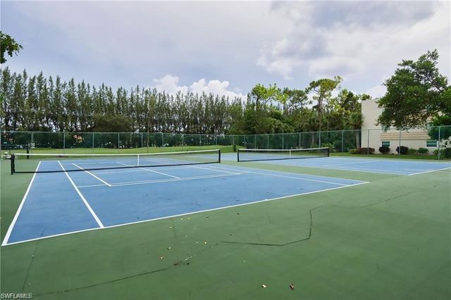 501 Forest Lakes BLVD 1-311, Naples, FL 34105