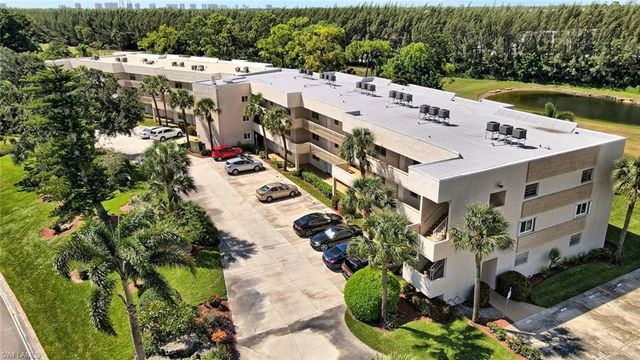 501 Forest Lakes BLVD 1-311, Naples, FL 34105