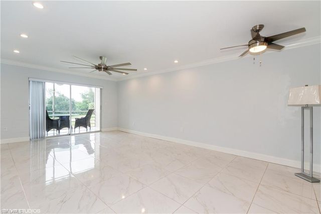 501 Forest Lakes BLVD 1-311, Naples, FL 34105