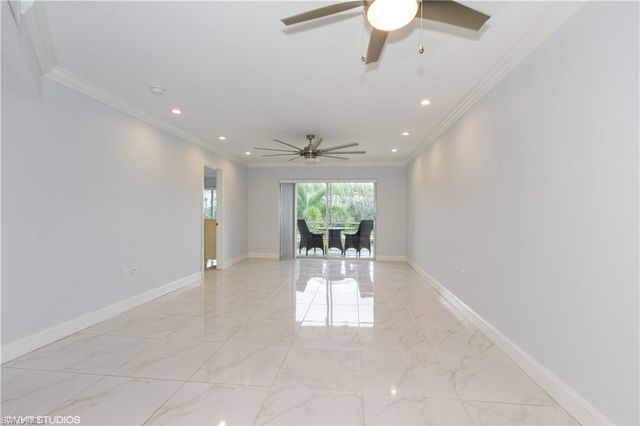 501 Forest Lakes BLVD 1-311, Naples, FL 34105