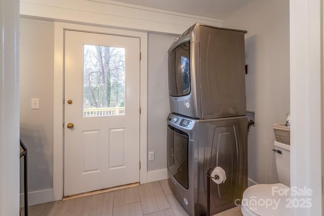 1133 Glen Cannon Drive, Pisgah Forest, NC 28768