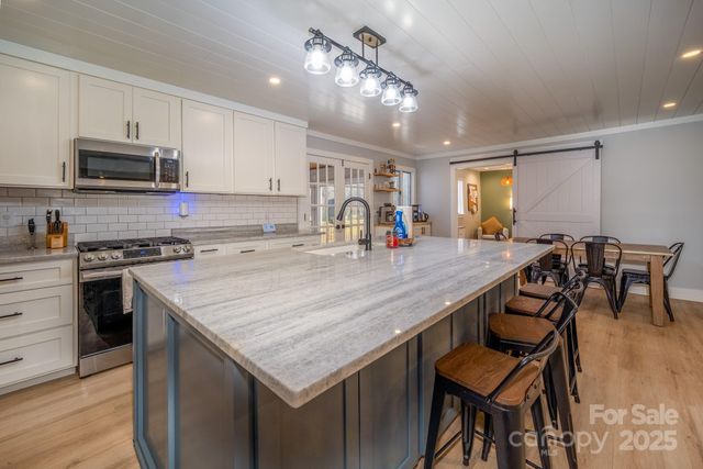 1133 Glen Cannon Drive, Pisgah Forest, NC 28768