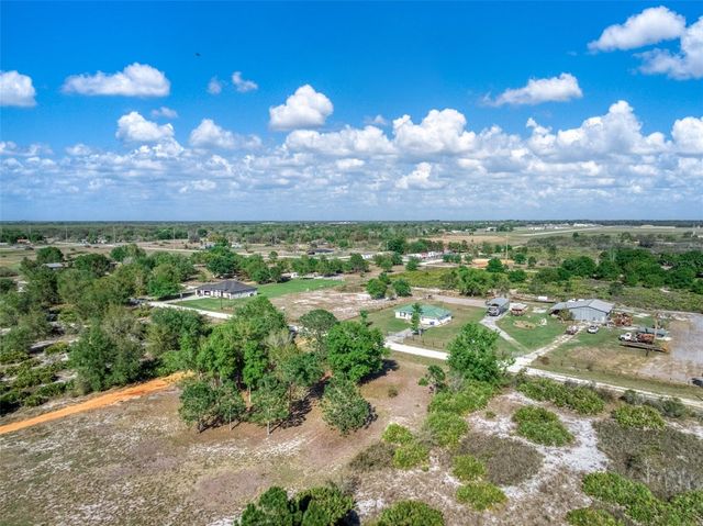 523 S DICKEY ROAD, Avon Park, FL 33825