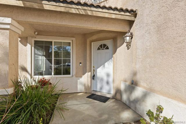 609 Jacks Creek Road, Escondido, CA 92027