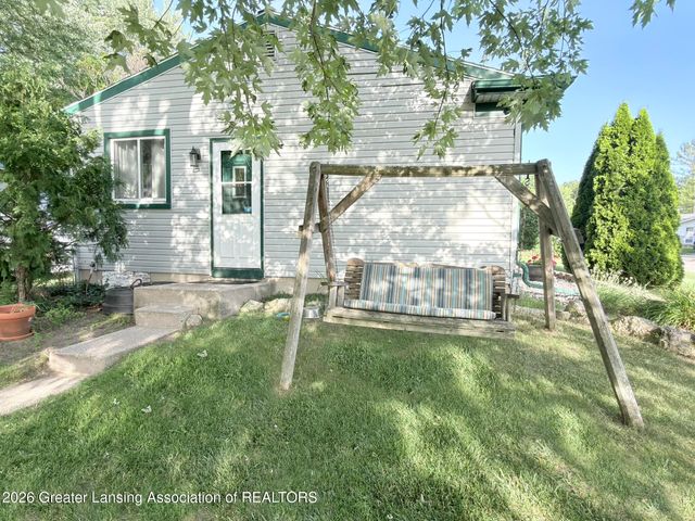 4326 Davlind Drive, Holt, MI 48842