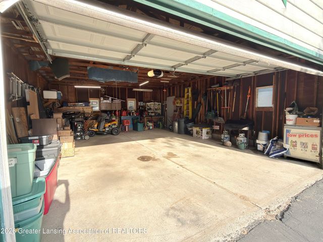 4326 Davlind Drive, Holt, MI 48842