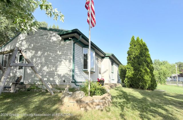 4326 Davlind Drive, Holt, MI 48842