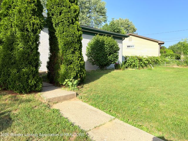 4326 Davlind Drive, Holt, MI 48842