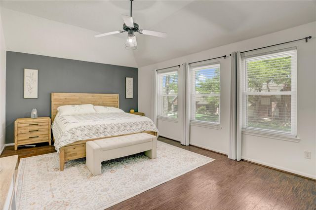 14314 Fair Knoll Way, Houston, TX 77062