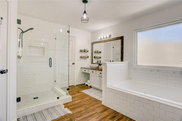 14314 Fair Knoll Way, Houston, TX 77062