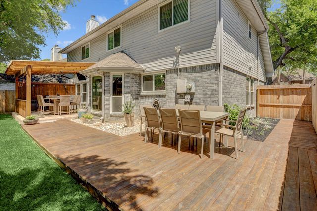 14314 Fair Knoll Way, Houston, TX 77062