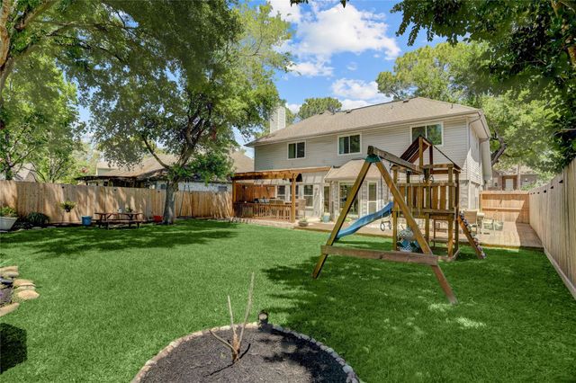 14314 Fair Knoll Way, Houston, TX 77062