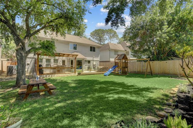 14314 Fair Knoll Way, Houston, TX 77062