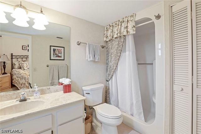 84 Georgetown BLVD 84, Naples, FL 34112