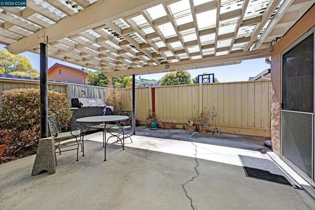 2324 Dolores Ct, Pinole, CA 94564