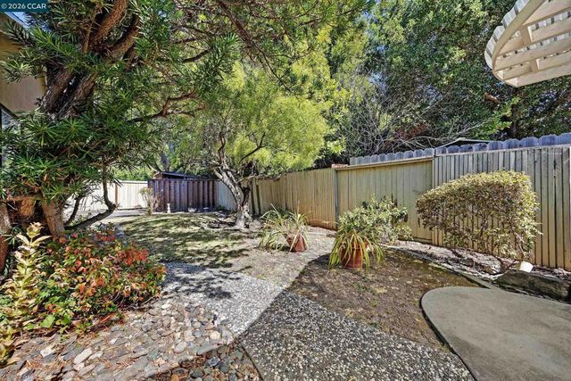 2324 Dolores Ct, Pinole, CA 94564