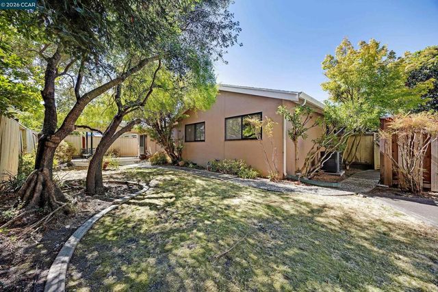 2324 Dolores Ct, Pinole, CA 94564