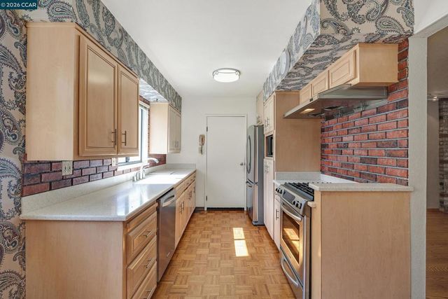 2324 Dolores Ct, Pinole, CA 94564