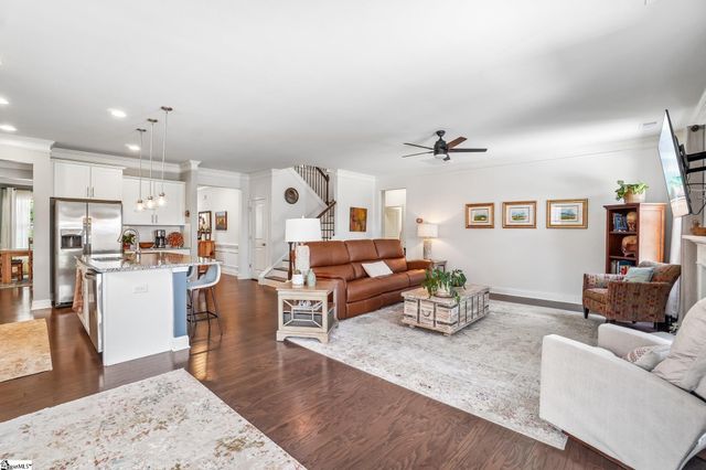 801 Deepwood Court, Boiling Springs, SC 29316