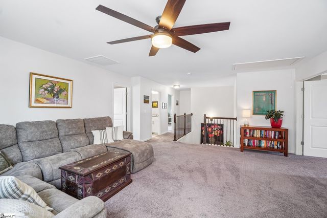 801 Deepwood Court, Boiling Springs, SC 29316