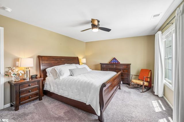 801 Deepwood Court, Boiling Springs, SC 29316