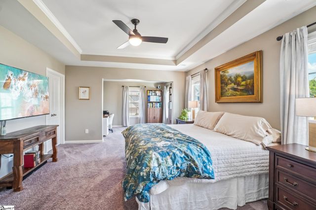 801 Deepwood Court, Boiling Springs, SC 29316
