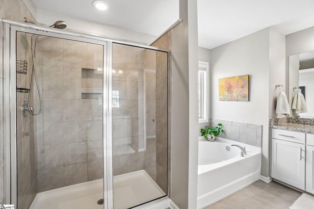 801 Deepwood Court, Boiling Springs, SC 29316