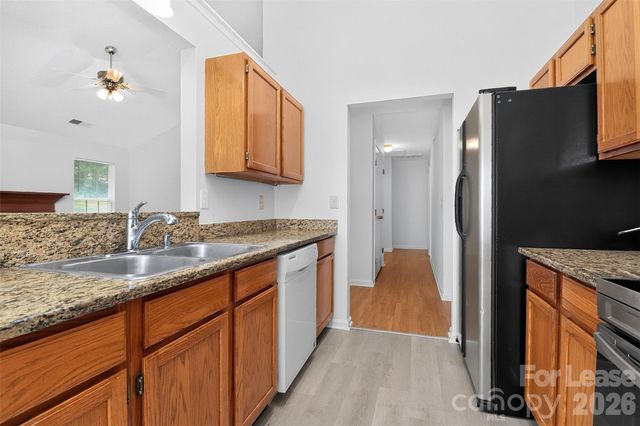 3411 Pondridge Court, Charlotte, NC 28269