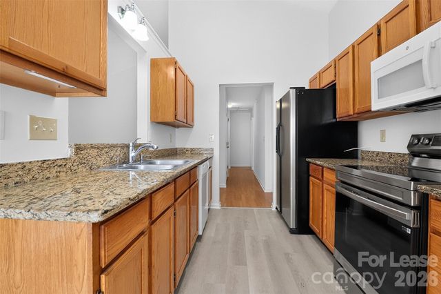 3411 Pondridge Court, Charlotte, NC 28269