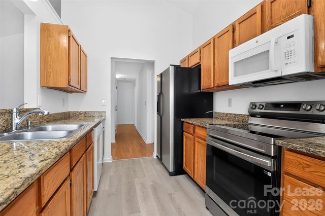 3411 Pondridge Court, Charlotte, NC 28269