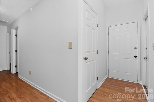 3411 Pondridge Court, Charlotte, NC 28269