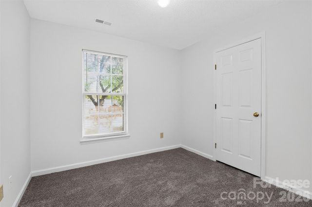 3411 Pondridge Court, Charlotte, NC 28269