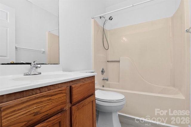 3411 Pondridge Court, Charlotte, NC 28269